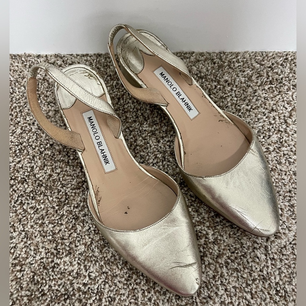 Manolo Blahnik gold metallic flats